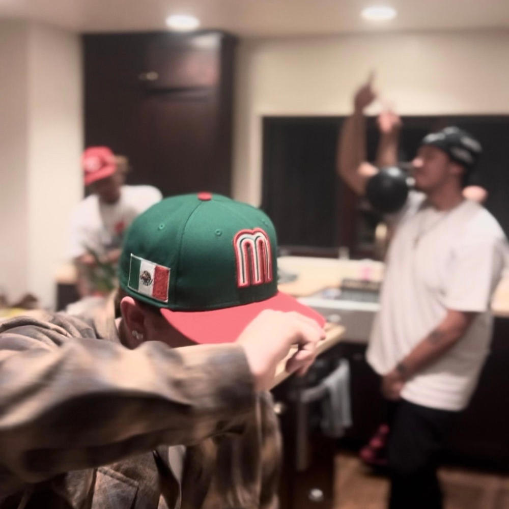 Wine & dine (Explicit)