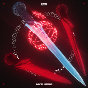 Dengarkan lagu Lucky Charm nyanyian ROÜGE dengan lirik