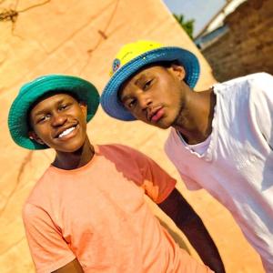 Listen to Indaba ka bani (feat. Blaq Maester & Mpura Ouseven) song with lyrics from Mfana Ka Ma