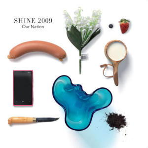 ดาวน์โหลดและฟังเพลง Me & U พร้อมเนื้อเพลงจาก Shine 2009
