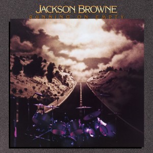 收聽Jackson Browne的Love Needs a Heart (Live)歌詞歌曲