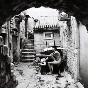 default playlist img