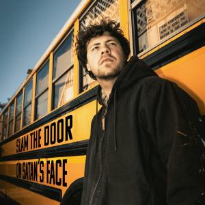 收聽NickyCaps的Slam The Door On Satan's Face歌詞歌曲