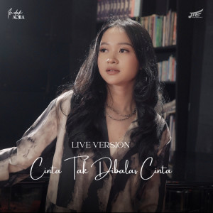 Indah Aqila的專輯Cinta Tak Dibalas Cinta (Live Version)
