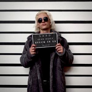 ดาวน์โหลดและฟังเพลง STUCK IN LA (Explicit) พร้อมเนื้อเพลงจาก Sean Daily