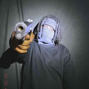 收聽Minuit的Mood (Explicit)歌詞歌曲