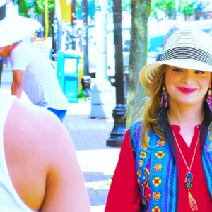 ดาวน์โหลดและฟังเพลง Beniyaz พร้อมเนื้อเพลงจาก Mehru Syed