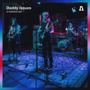 Dengarkan In Your Head (Audiotree Live Version) lagu dari Daddy Issues dengan lirik