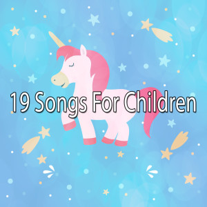 Dengarkan lagu Rock a Bye Baby nyanyian Songs For Children dengan lirik