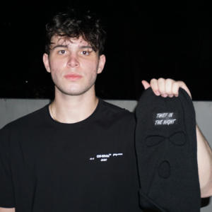 收聽Lache的Thief In The Night (Explicit)歌詞歌曲