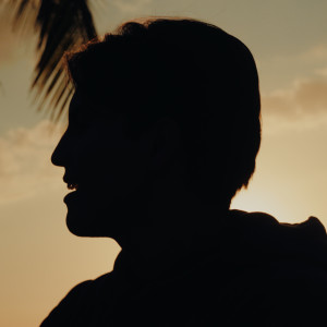 Listen to Sunset song with lyrics from César Rodríguez
