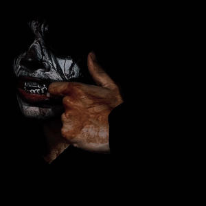 收聽Spades!的ILoveUIHateU (Explicit)歌詞歌曲