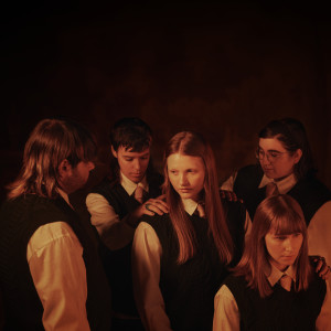 Listen to berceuse (elle veille encore) song with lyrics from Rosier