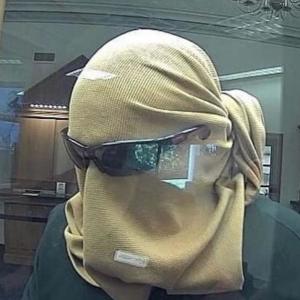 收聽FVNTVSY的insomnia (feat. Orochimane) (Explicit)歌詞歌曲