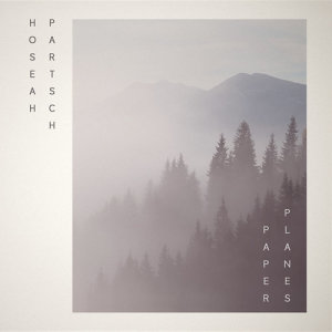 ดาวน์โหลดและฟังเพลง Paper Planes พร้อมเนื้อเพลงจาก Hoseah Partsch