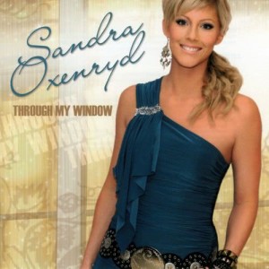 ดาวน์โหลดและฟังเพลง Through My Window พร้อมเนื้อเพลงจาก Sandra Oxenryd