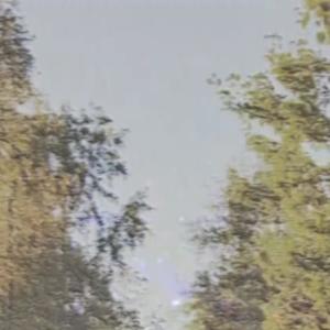 ดาวน์โหลดและฟังเพลง through every broken bone, พร้อมเนื้อเพลงจาก Bug Boy