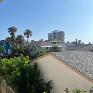 收聽Neph的Neva Miss (Explicit)歌詞歌曲