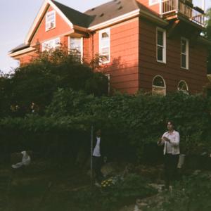 Listen to Little Green Apples song with lyrics from smilepile
