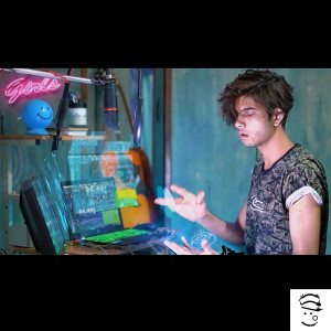 default playlist img