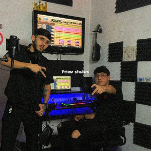 Album Me Voy Hacer Notar from 