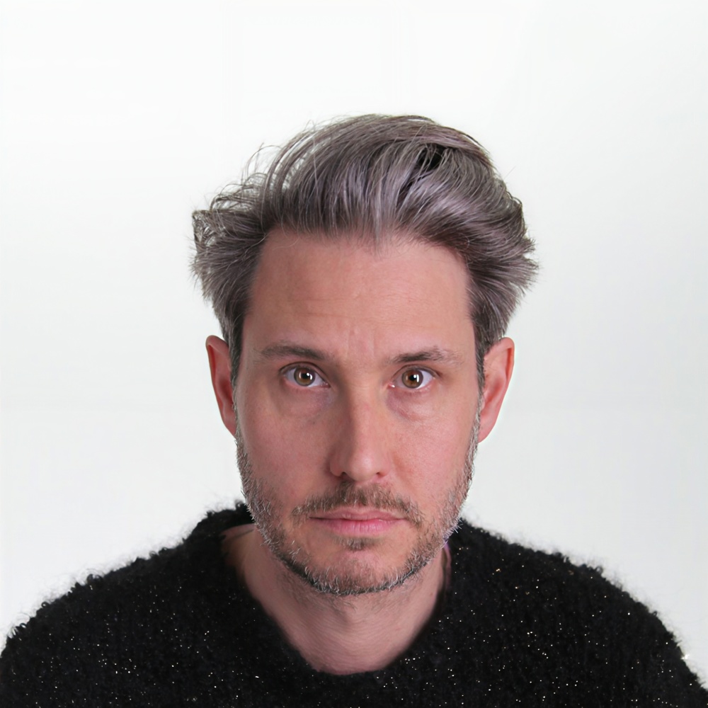 Dirk von Lowtzow