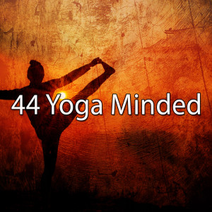 Dengarkan lagu Rebalance Yourself. nyanyian Yoga Workout Music dengan lirik