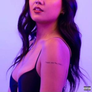 ดาวน์โหลดและฟังเพลง Fall In Love (Explicit) พร้อมเนื้อเพลงจาก Alyssa Goh