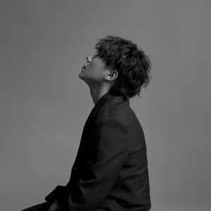 Listen to 서른즈음에 (feat. B JYUN.) song with lyrics from Sleek Jeezy