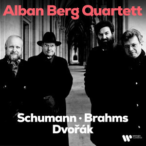 收聽Alban Berg Quartet的I. Allegro歌詞歌曲