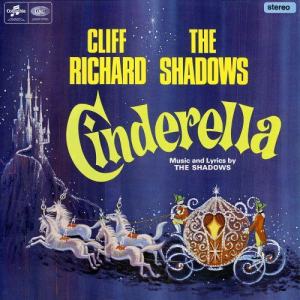 收聽Cliff Richard的Come Sunday (1992 Remaster) (1992 - Remaster)歌詞歌曲