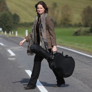 Listen to Passagalia song with lyrics from Yvonne Zehner