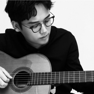 Listen to 离乡谣 song with lyrics from 杨蔺