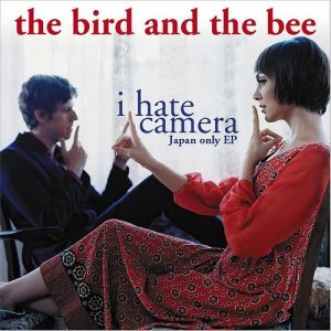 ดาวน์โหลดและฟังเพลง Again & Again พร้อมเนื้อเพลงจาก The Bird & The Bee