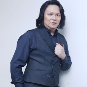 Menanti Janji dari Ronnie Hussein