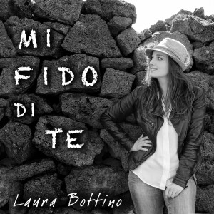 收听Laura Bottino的YoU (Piano Version)歌词歌曲