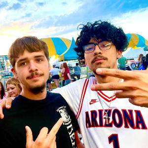 收聽Stoaks的HIGH LIFE (feat. wntr!) (Explicit)歌詞歌曲