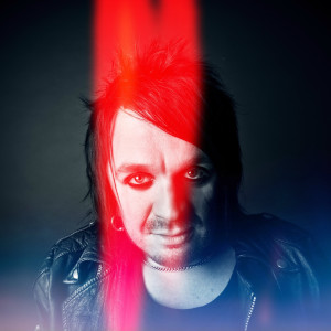 ดาวน์โหลดและฟังเพลง Burn It พร้อมเนื้อเพลงจาก Eddie Wheeler