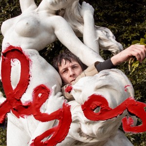 ดาวน์โหลดและฟังเพลง Desesperación พร้อมเนื้อเพลงจาก Luis Angelero