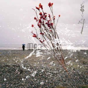 Listen to 可樂 song with lyrics from 赵浴辰