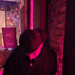 收聽3roman的tenerte conmigo (feat. Tomi Sacred & oski1k) (Explicit)歌詞歌曲
