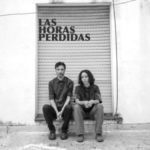 收聽Manuel Onis的Las Horas Perdidas歌詞歌曲