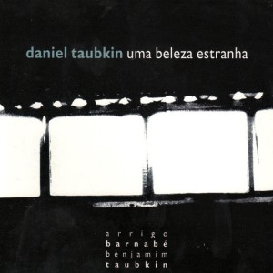 ดาวน์โหลดและฟังเพลง Sky of my blues พร้อมเนื้อเพลงจาก Daniel Taubkin