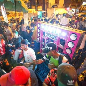 收听Dj Nando Original的Cuidado Tá no Escuro - Eu Te Taco Taco (Acoustic|Explicit)歌词歌曲