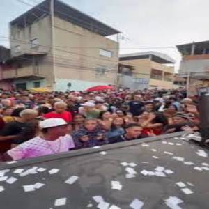 ดาวน์โหลดและฟังเพลง DOLA DE 10 (Explicit) พร้อมเนื้อเพลงจาก DJ PORIPA