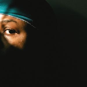 收聽LONGLIVEAPOLLO的ALIEN FREEVERSE (feat. 2Ms BENDI) (Explicit)歌詞歌曲