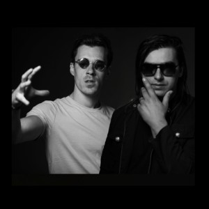 收聽JUSCUZ的Accelerator歌詞歌曲