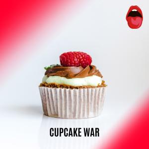 Dengarkan Cupcake War lagu dari kor dengan lirik