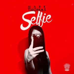 Mark Thomas的專輯Selfie - Single