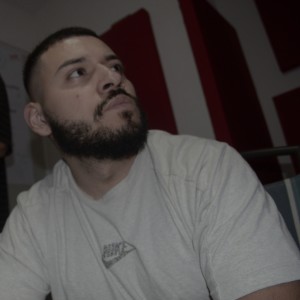 收听Rekon的Rekon歌词歌曲